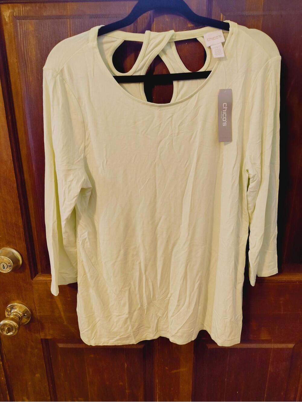 New Chico's Green Soft lime Ultra Soft Stretch Cut Out Detail Back Top m/1
